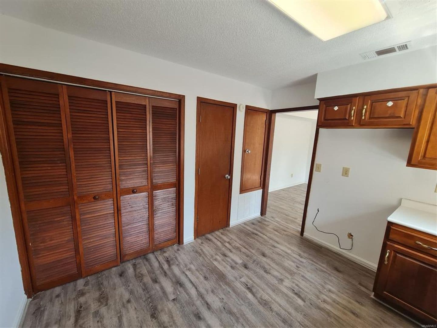 Montgomery Townhome: 2136 Rexford Road