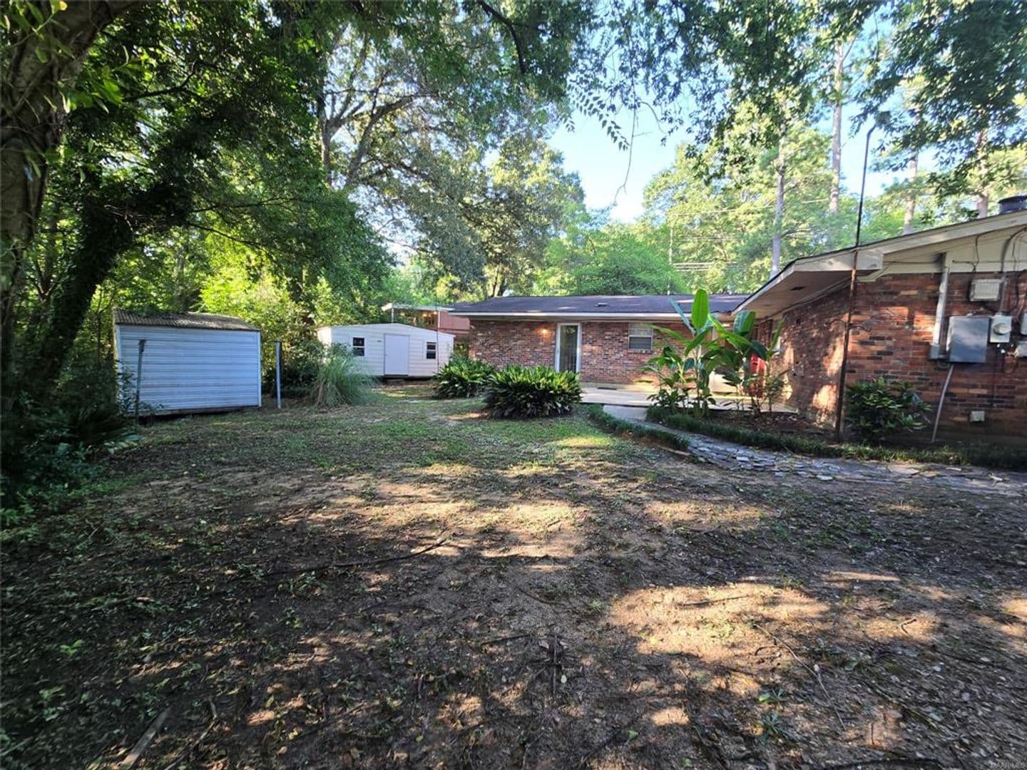 Montgomery Apartment: 111 Easthaven Road