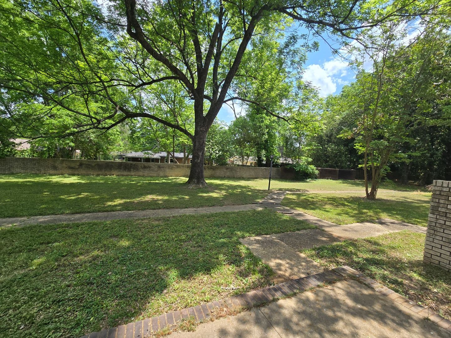 Montgomery Apartment: 3701 Wesley Drive