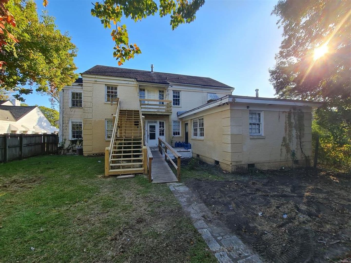 Montgomery Apartment: 139 Mount Vernon Drive