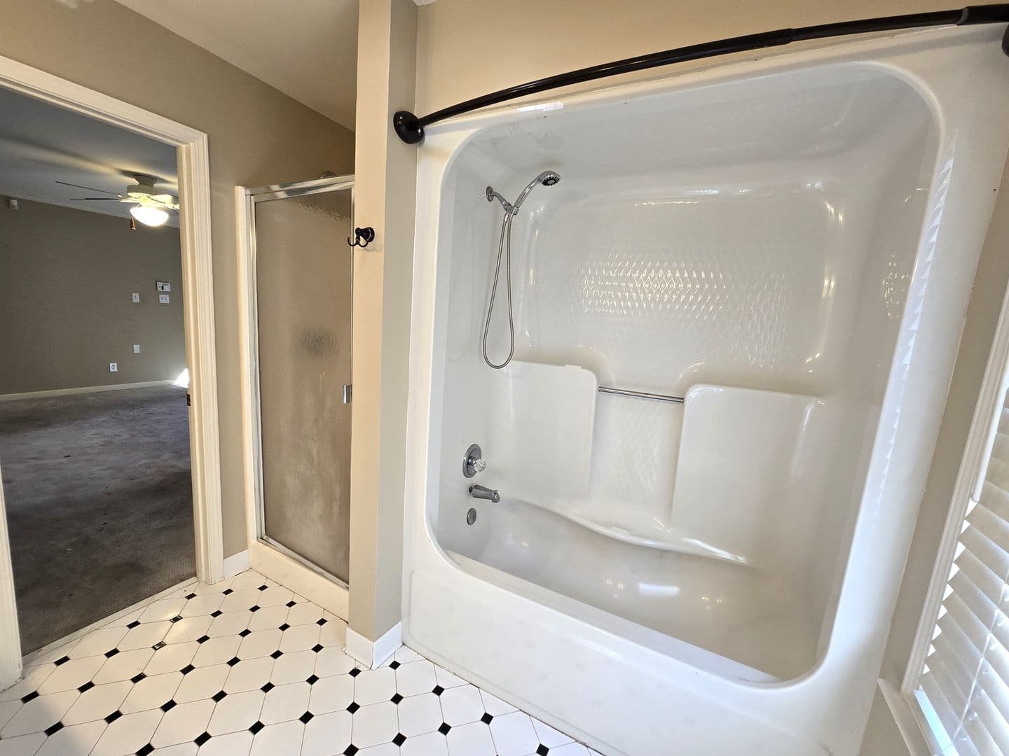 Montgomery House: 1726 Fairforest Dr