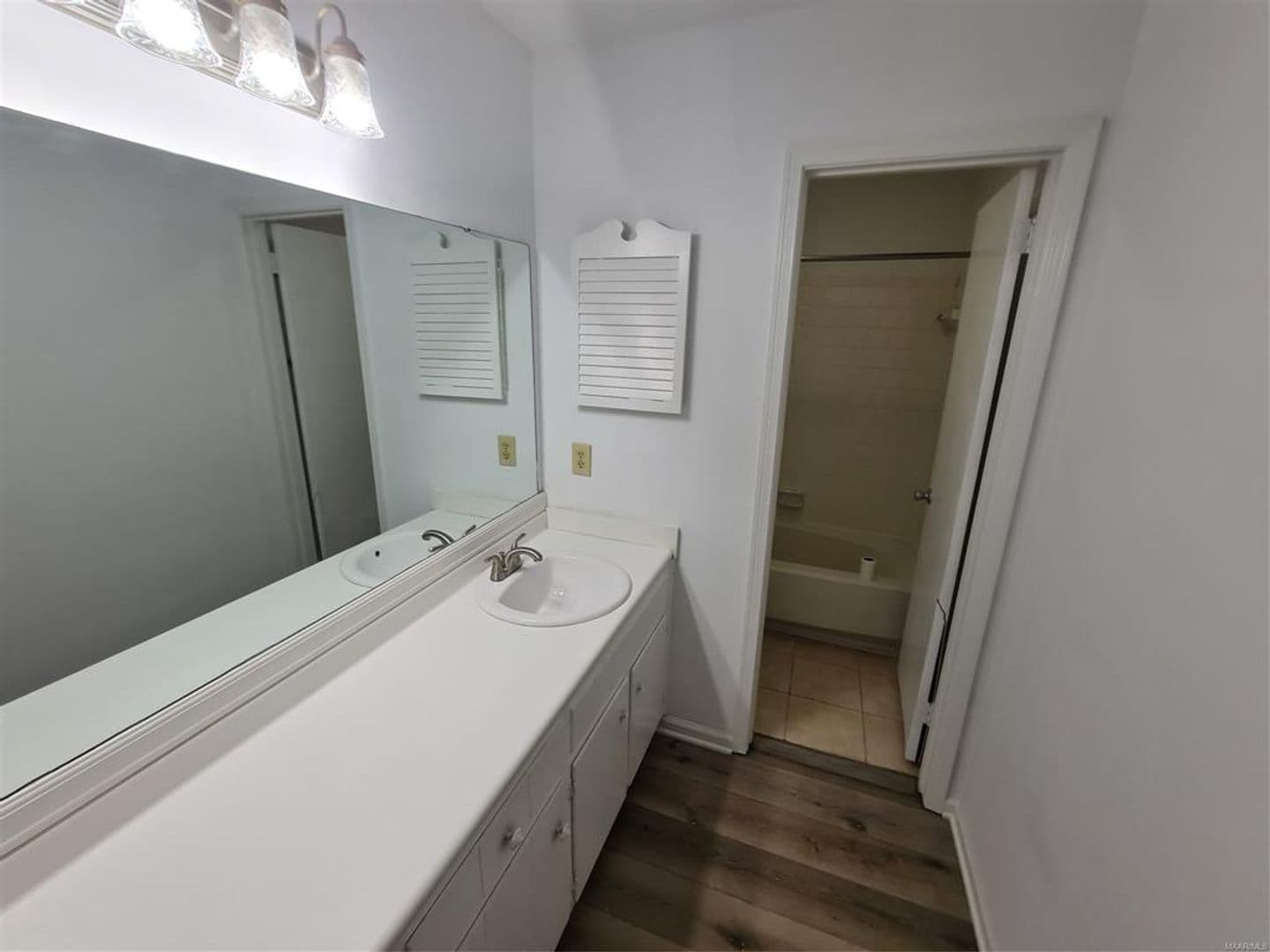 Montgomery Townhome: 2136 Rexford Road