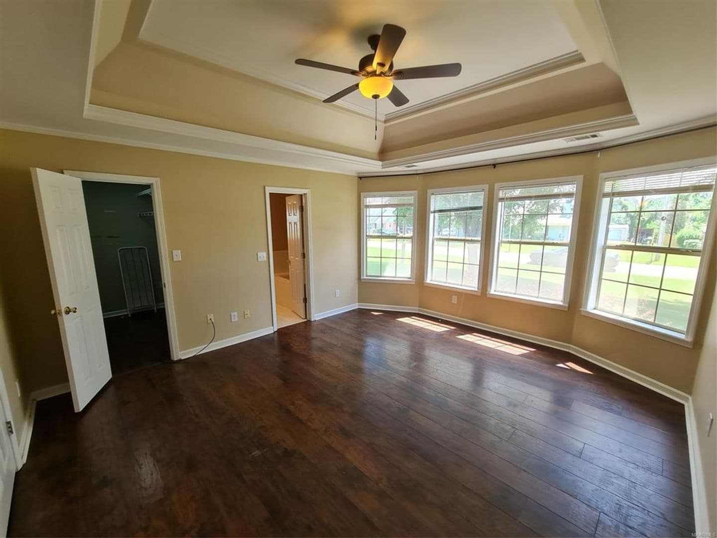 Deatsville House: 61 Old Orchard Road