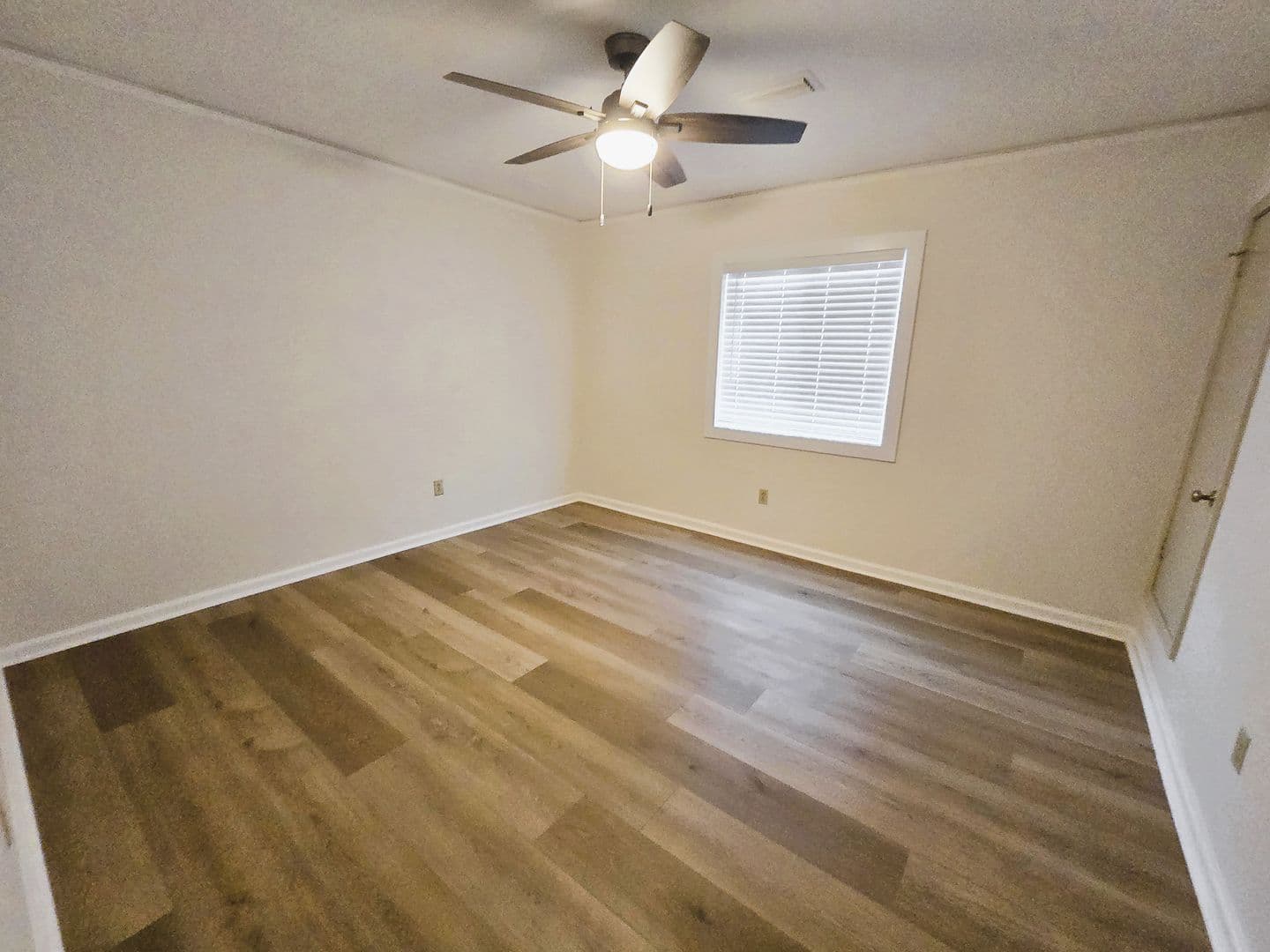 Montgomery House: 6212 Henley Way