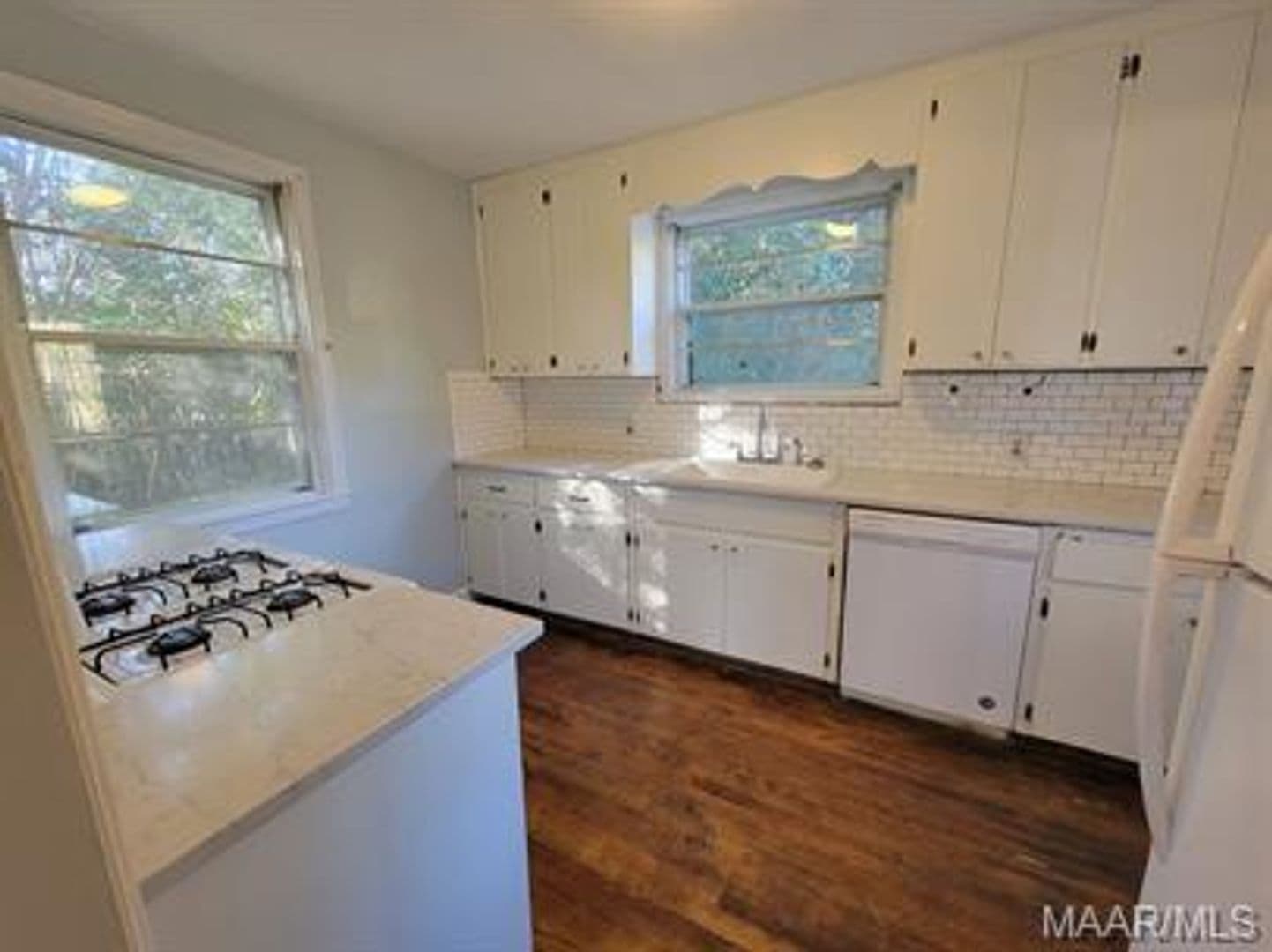 Montgomery Apartment: 7 Calhoun Road