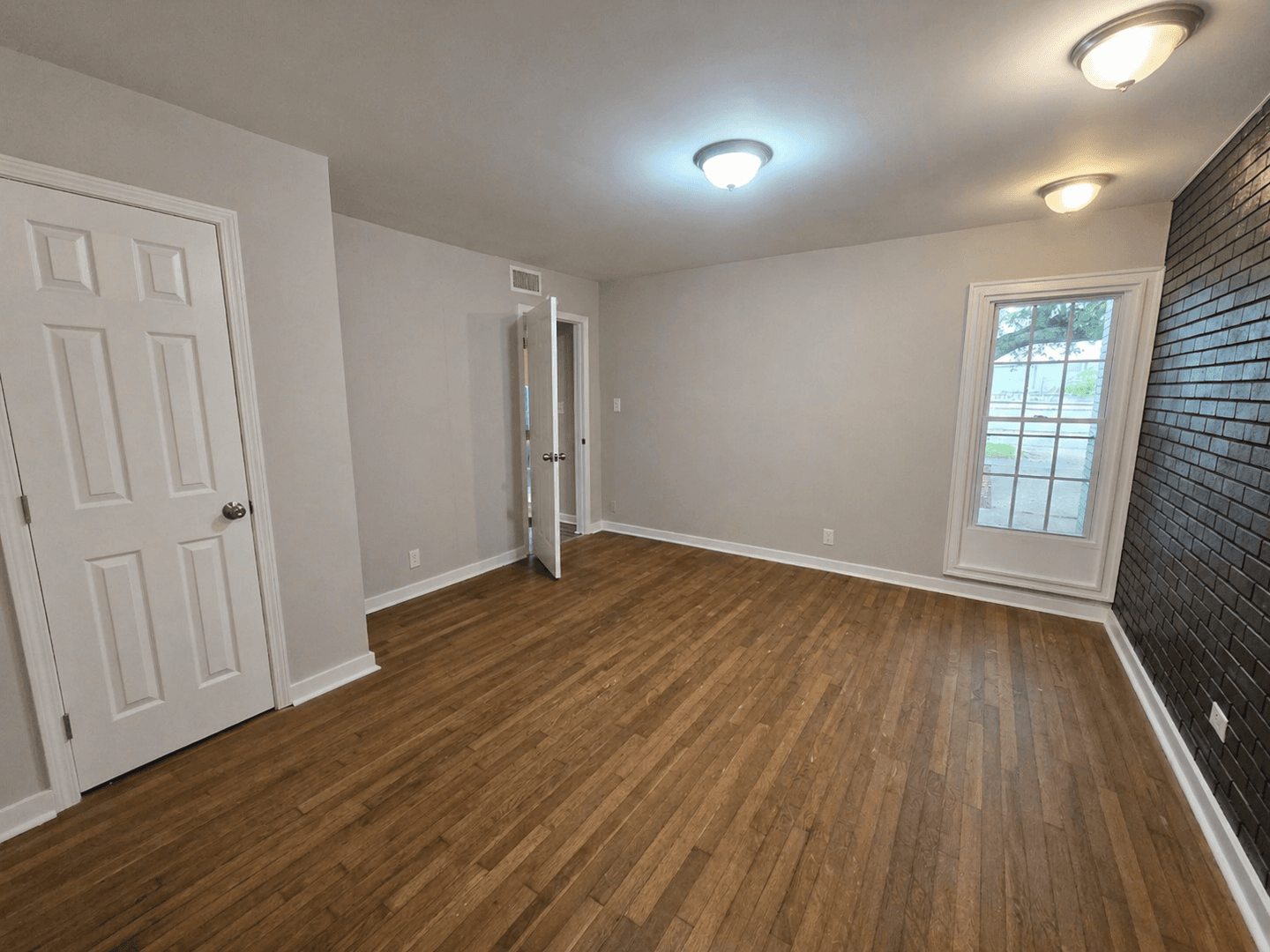 Montgomery Apartment: 3701 Wesley Drive