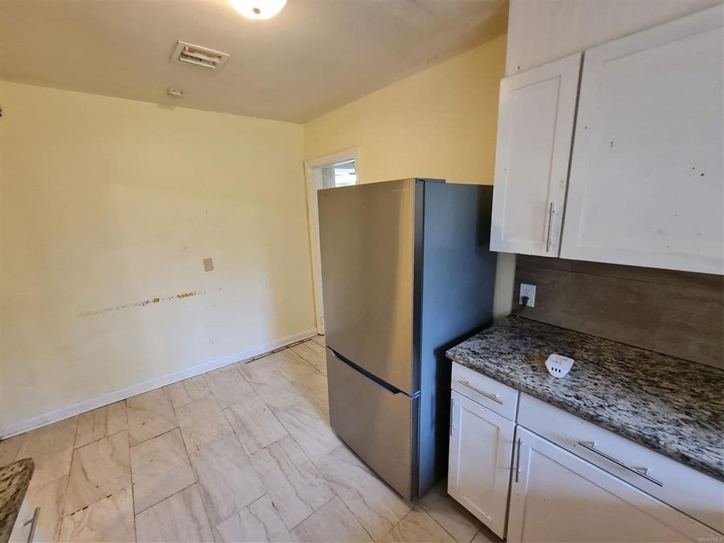 Montgomery House: 1220 Lynwood Drive
