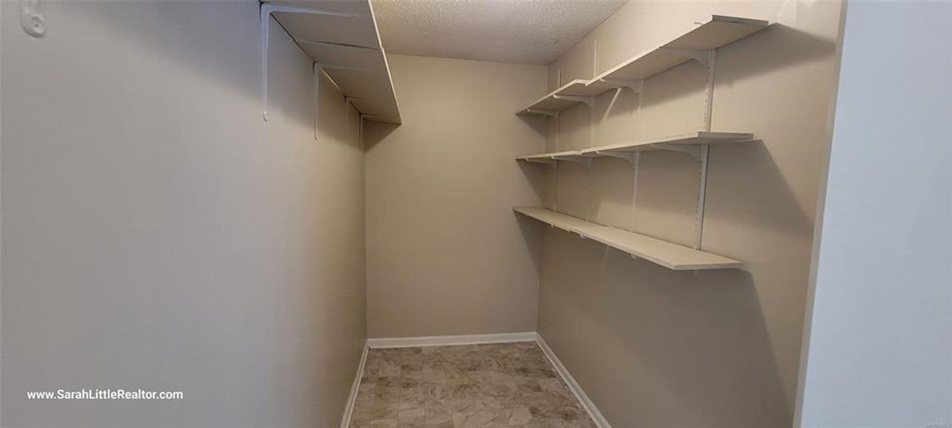 Montgomery House: 416 Glade Park Drive