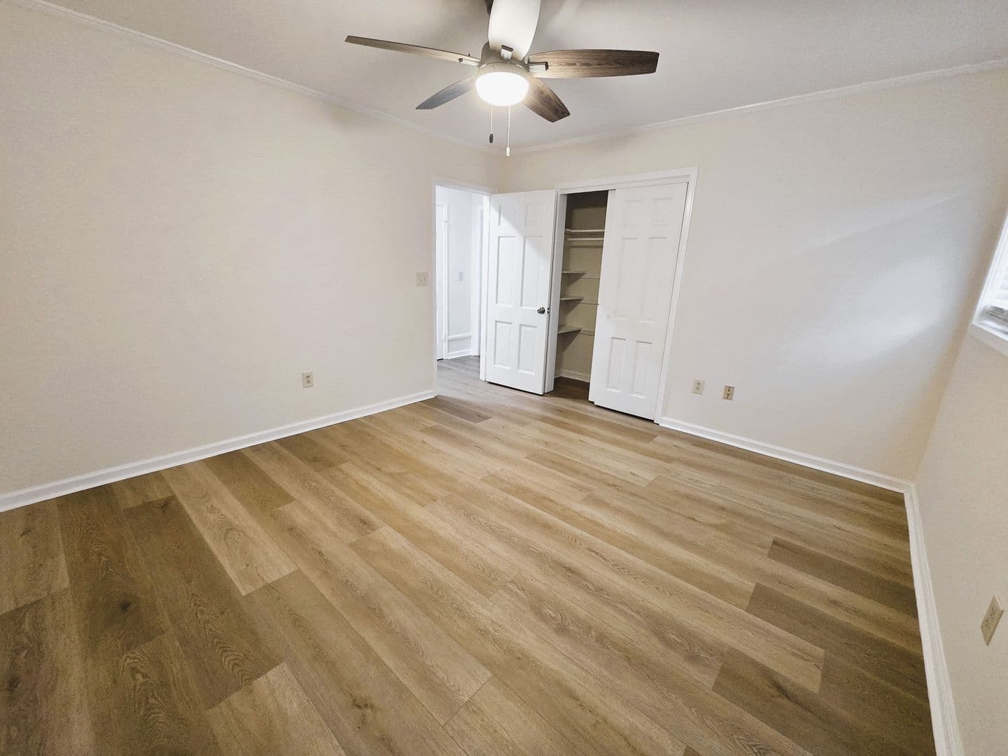 Montgomery House: 6212 Henley Way