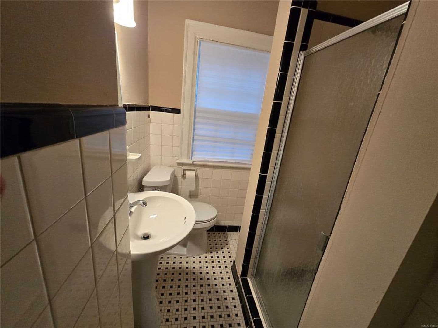 Montgomery House: 555 Morningview