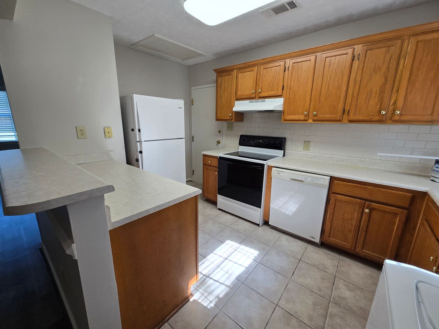 Montgomery Apartment: 3709 Le Bron Road
