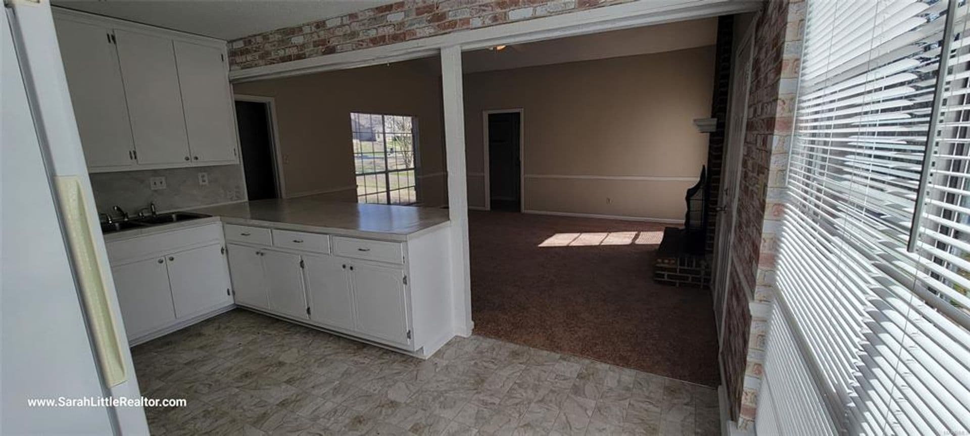 Montgomery House: 416 Glade Park Drive