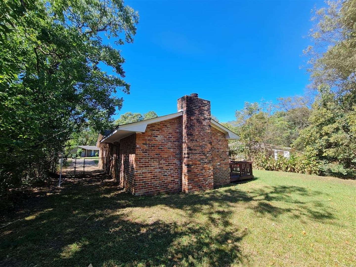 Montgomery House: 616 Fieldbrook Court - 1