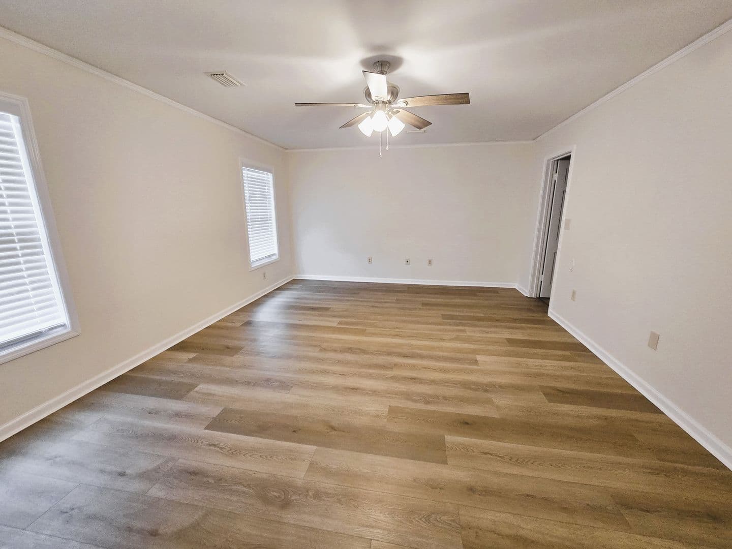 Montgomery House: 6212 Henley Way