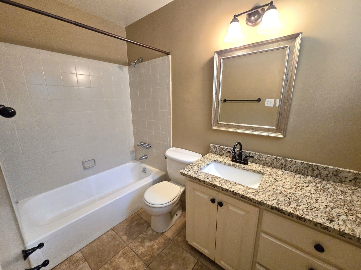 Montgomery House: 1726 Fairforest Dr
