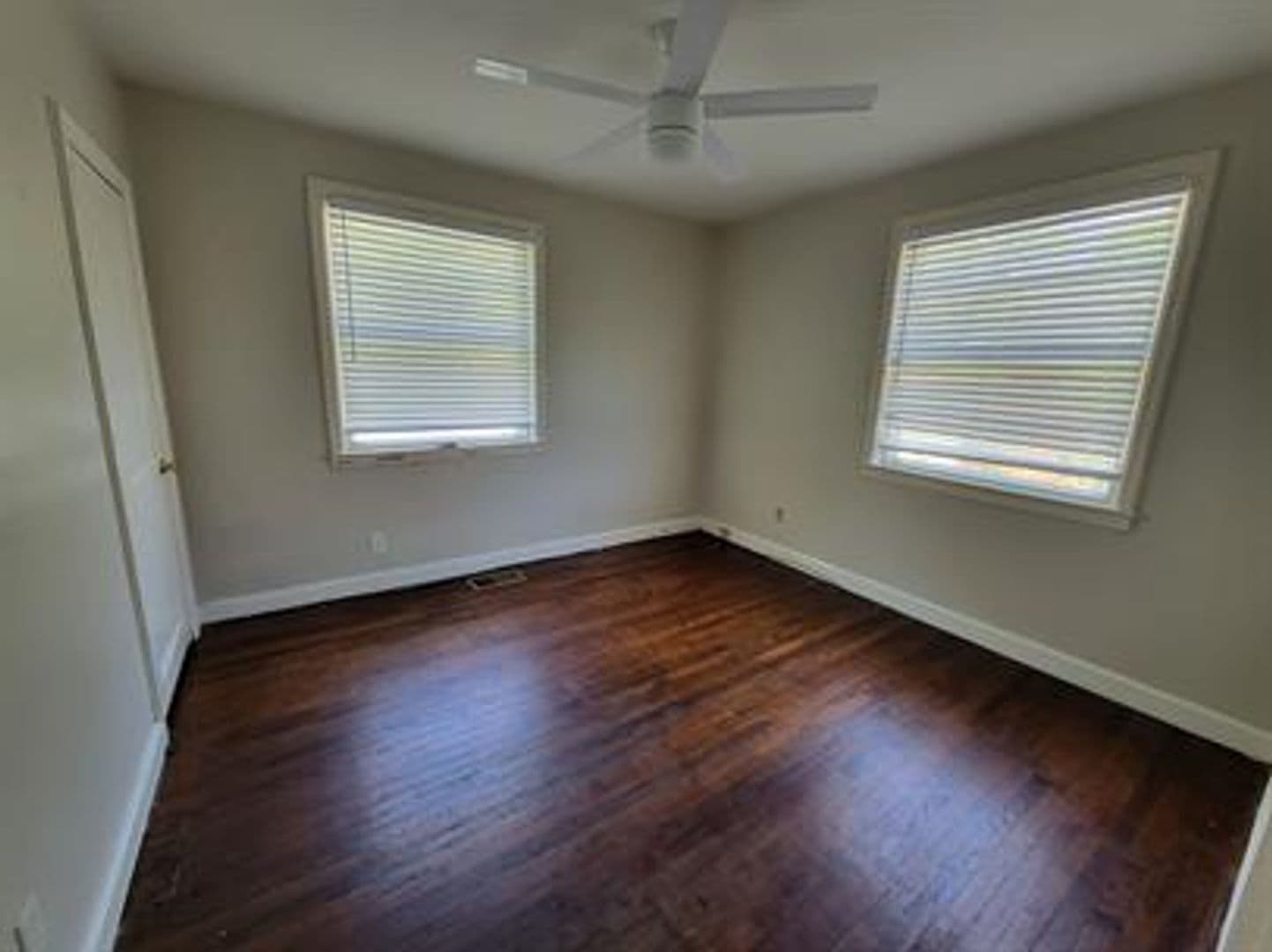 Montgomery Apartment: 7 Calhoun Road