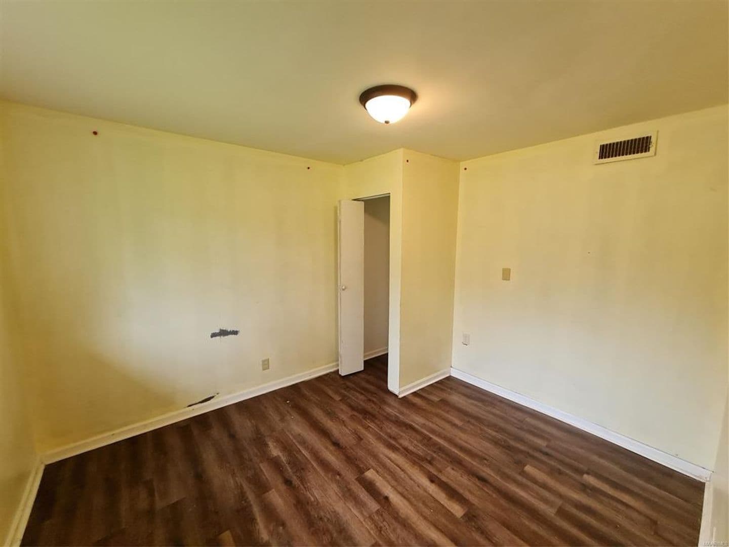 Montgomery House: 1220 Lynwood Drive