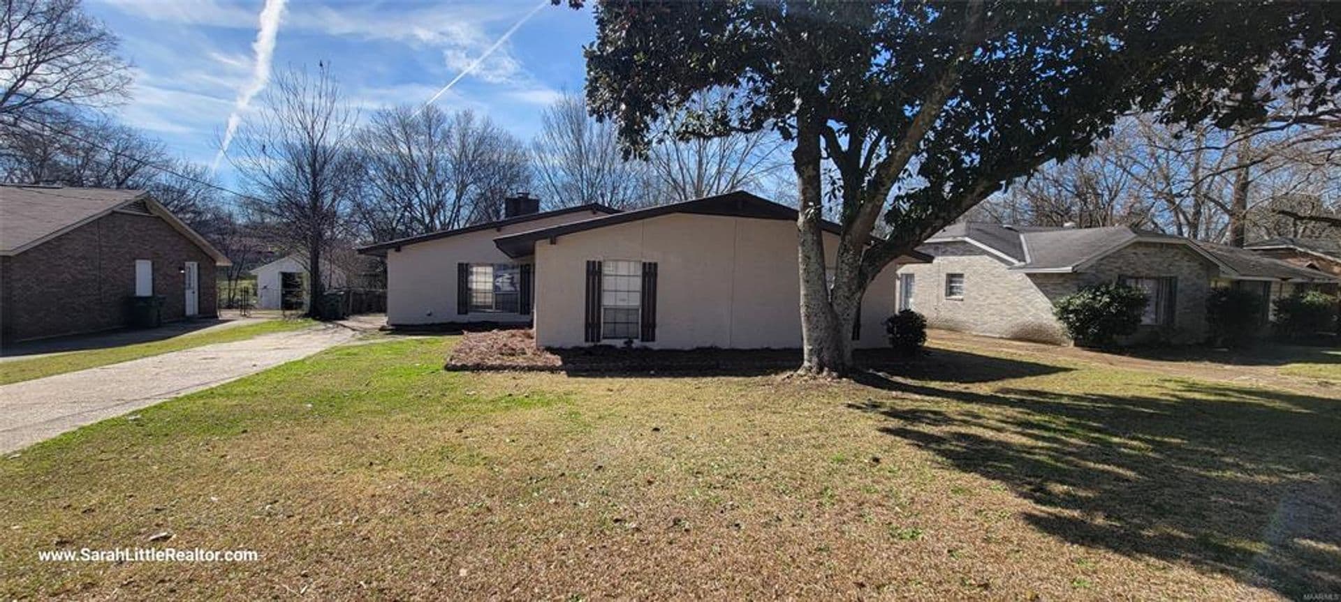 Montgomery House: 416 Glade Park Drive