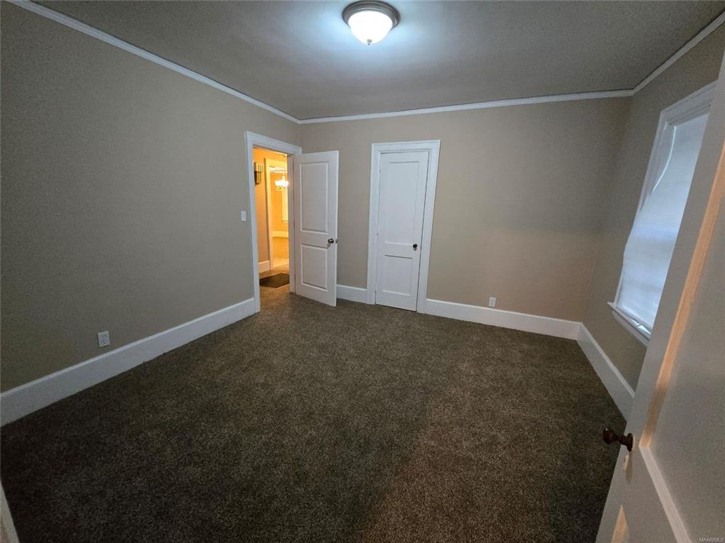 Montgomery House: 555 Morningview
