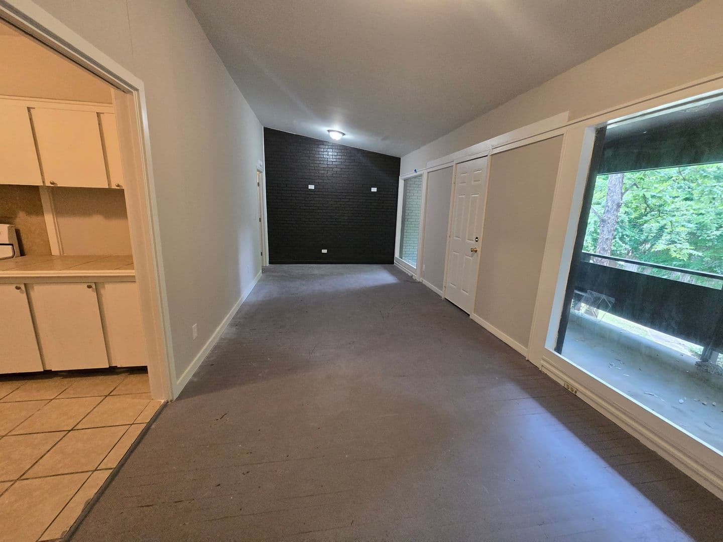 Montgomery Apartment: 3701 Wesley Drive