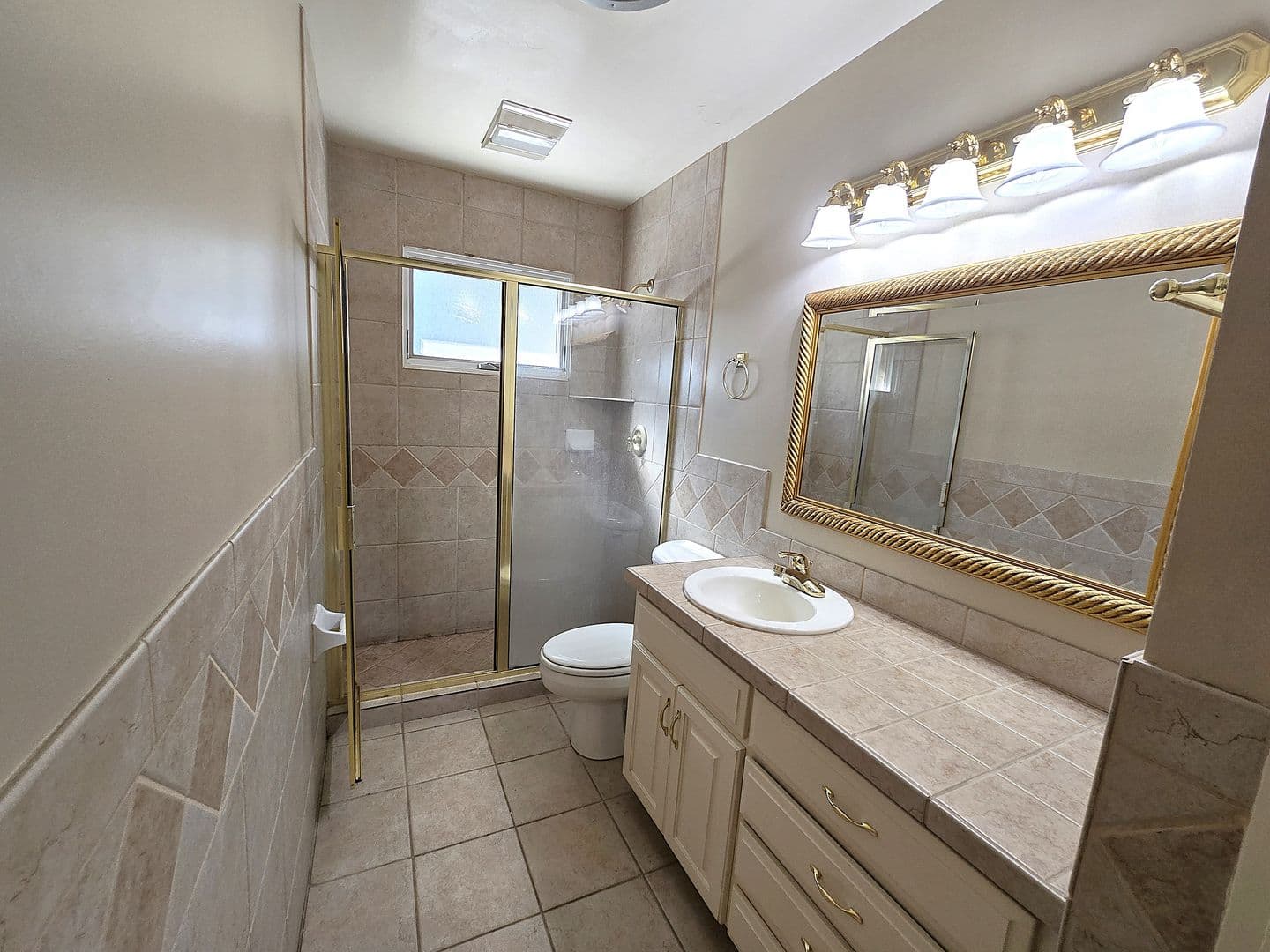 Montgomery House: 1726 Fairforest Dr