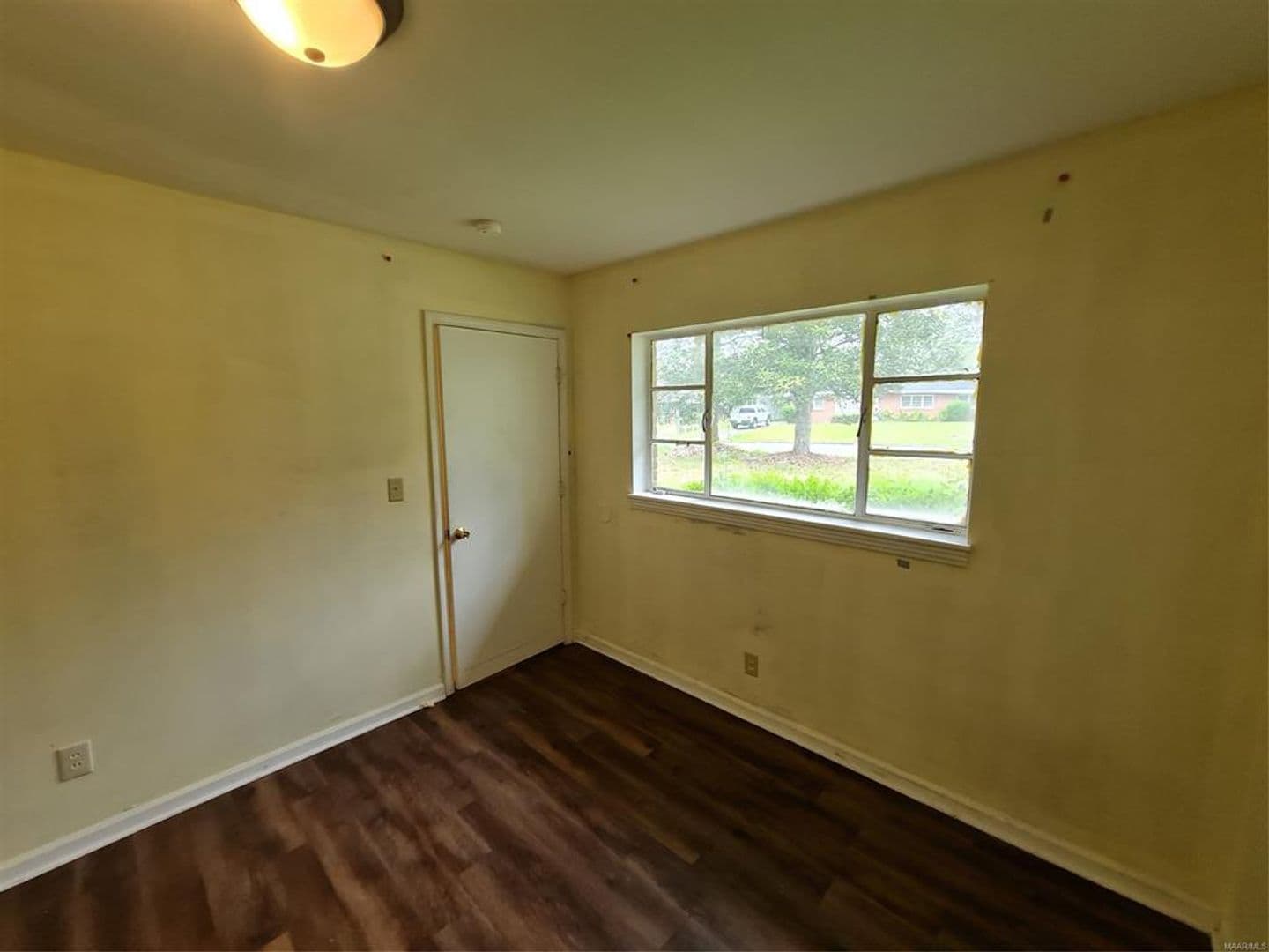 Montgomery House: 1220 Lynwood Drive