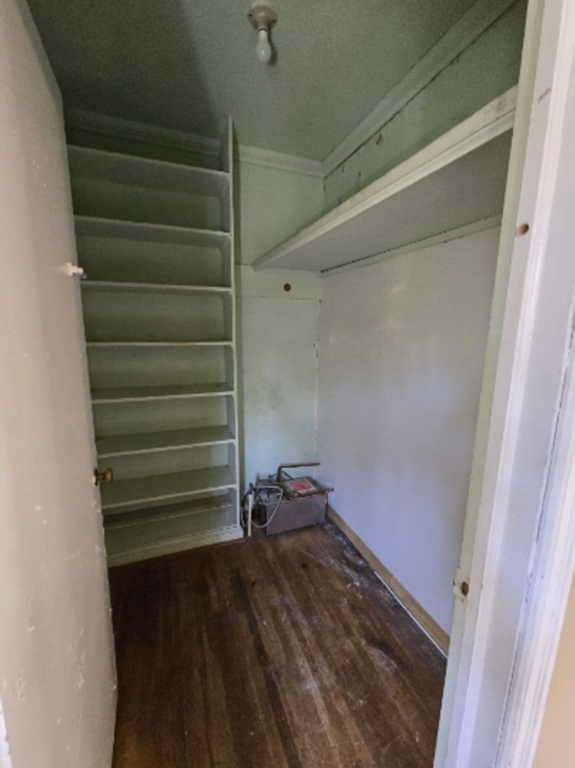Montgomery Apartment: 139 Mount Vernon Drive