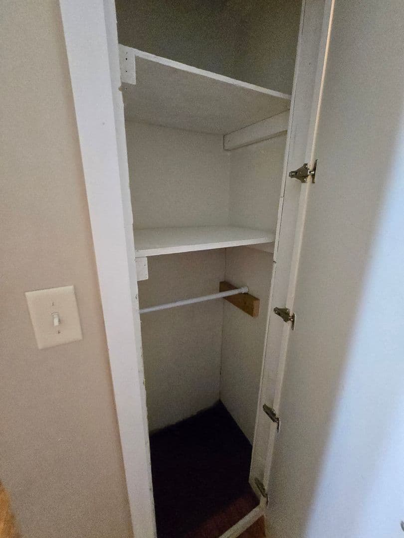 Millbrook Apartment: 3891 Frasier St