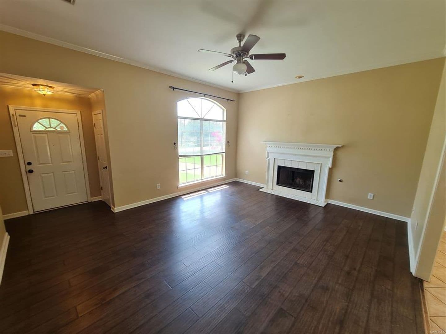 Deatsville House: 61 Old Orchard Road