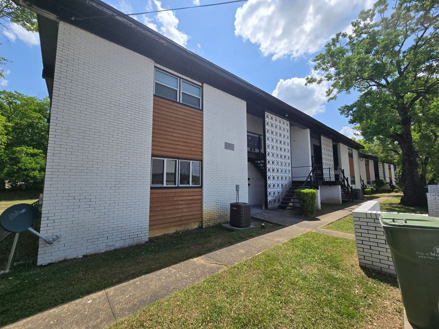 Montgomery Apartment: 3701 Wesley Drive