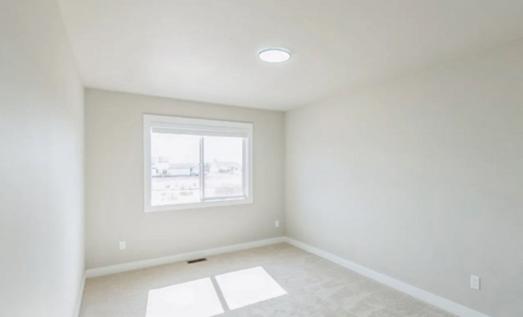 Urbandale Townhome: 14420 Springbrook Trail