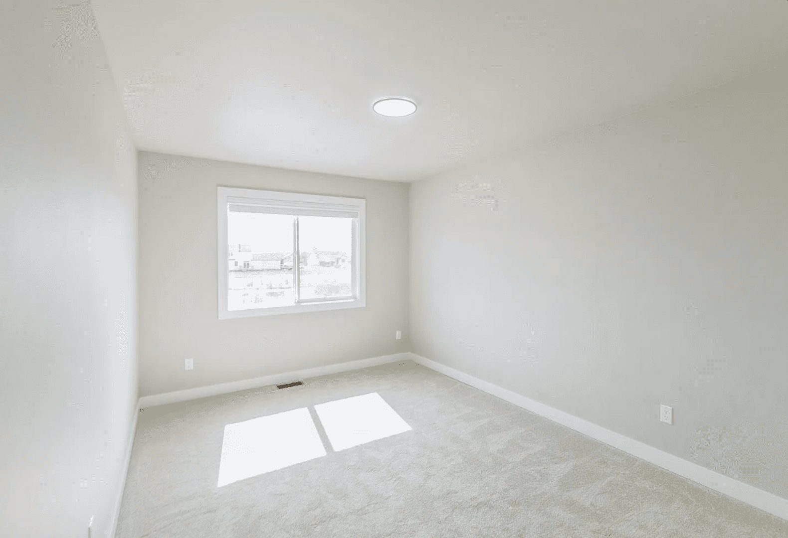 Urbandale Townhome: 14304 Springbrook Trail