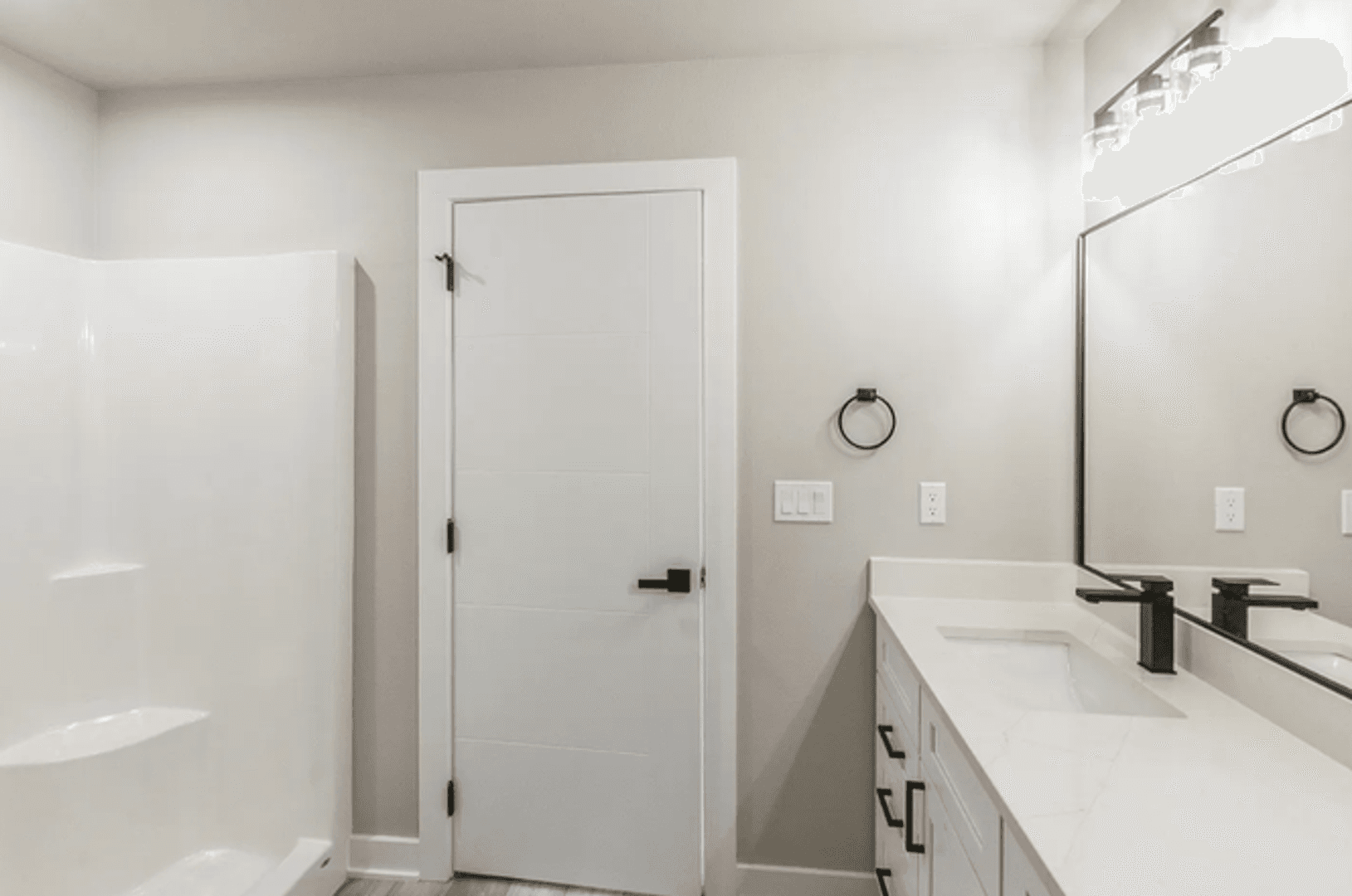 Urbandale Townhome: 14210 Springbrook Trail