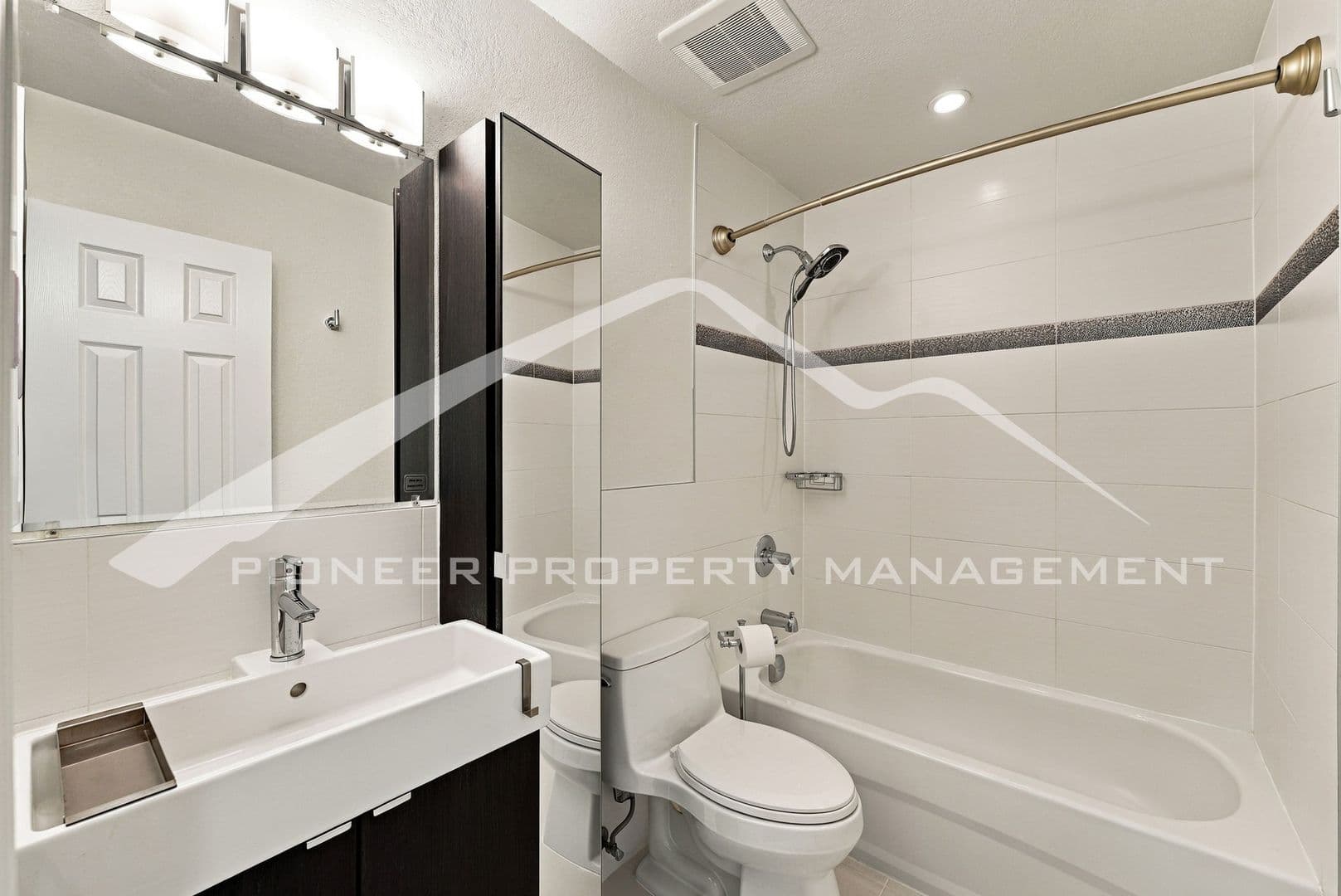Denver Townhome: 1225 S Oneida St #189