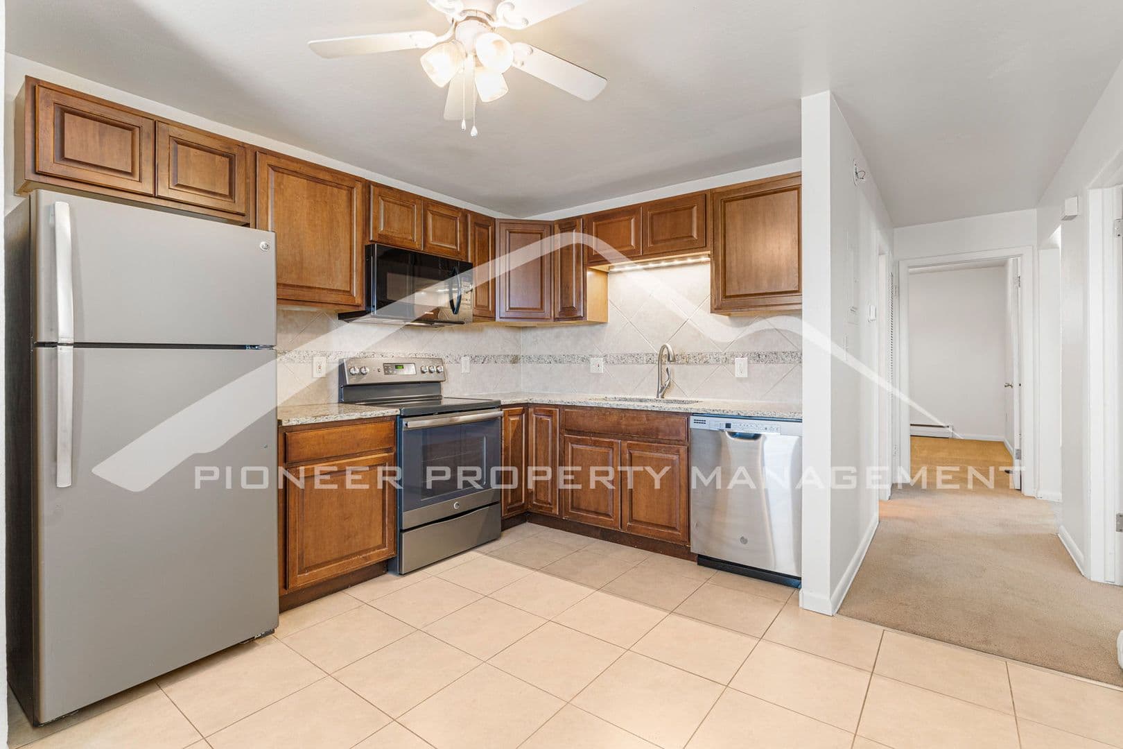 Golden Townhome: 11930 W Independence Ave