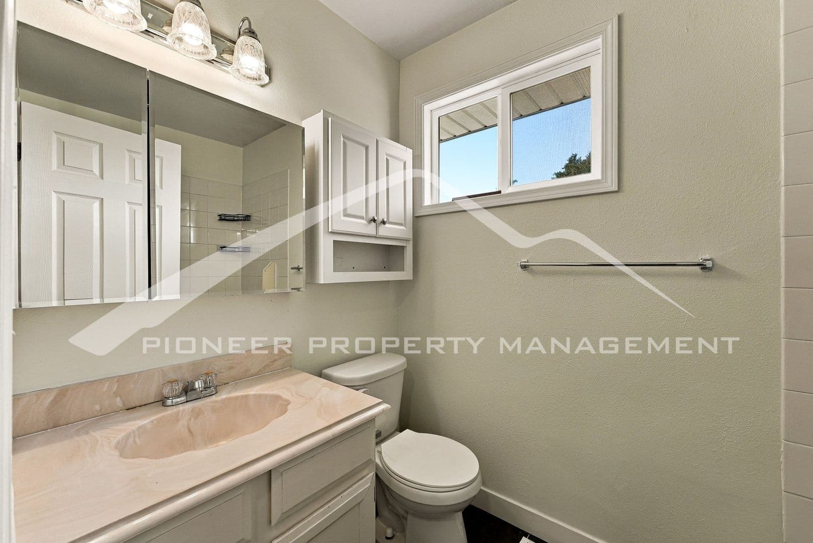 Thornton Townhome: 9864 Orangewood Dr.