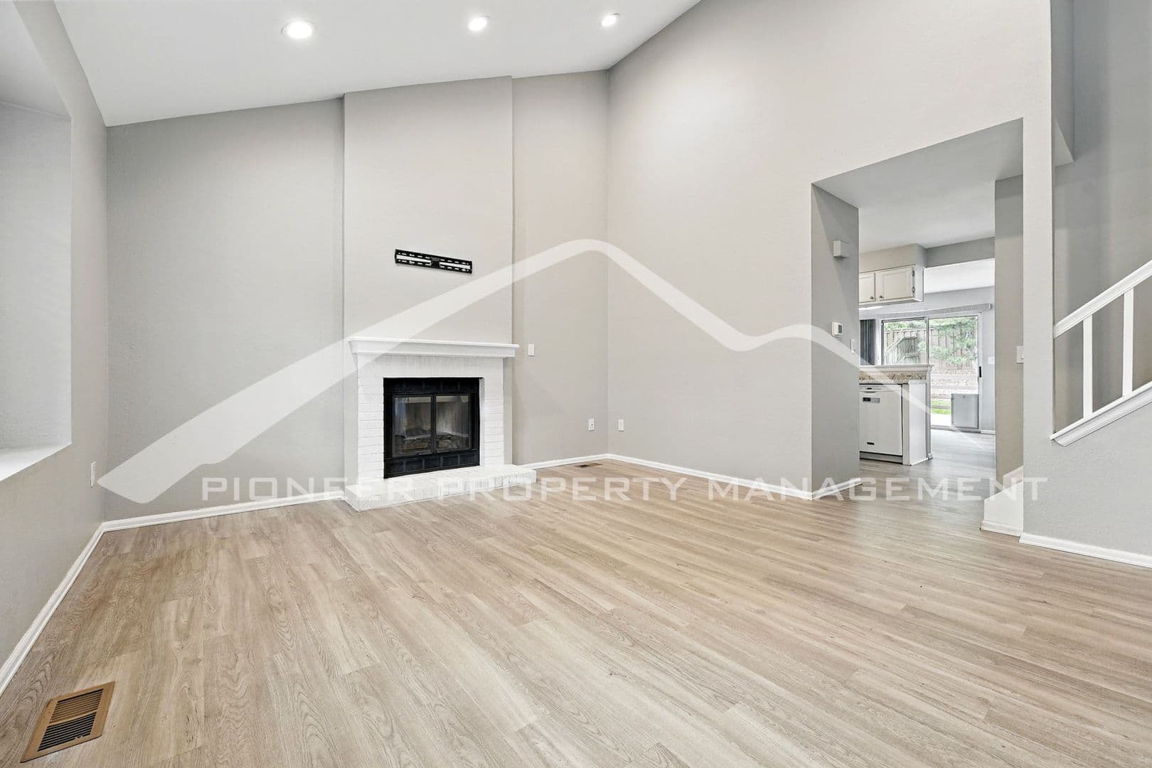 Highlands Ranch House: 9354 Cattail Ct
