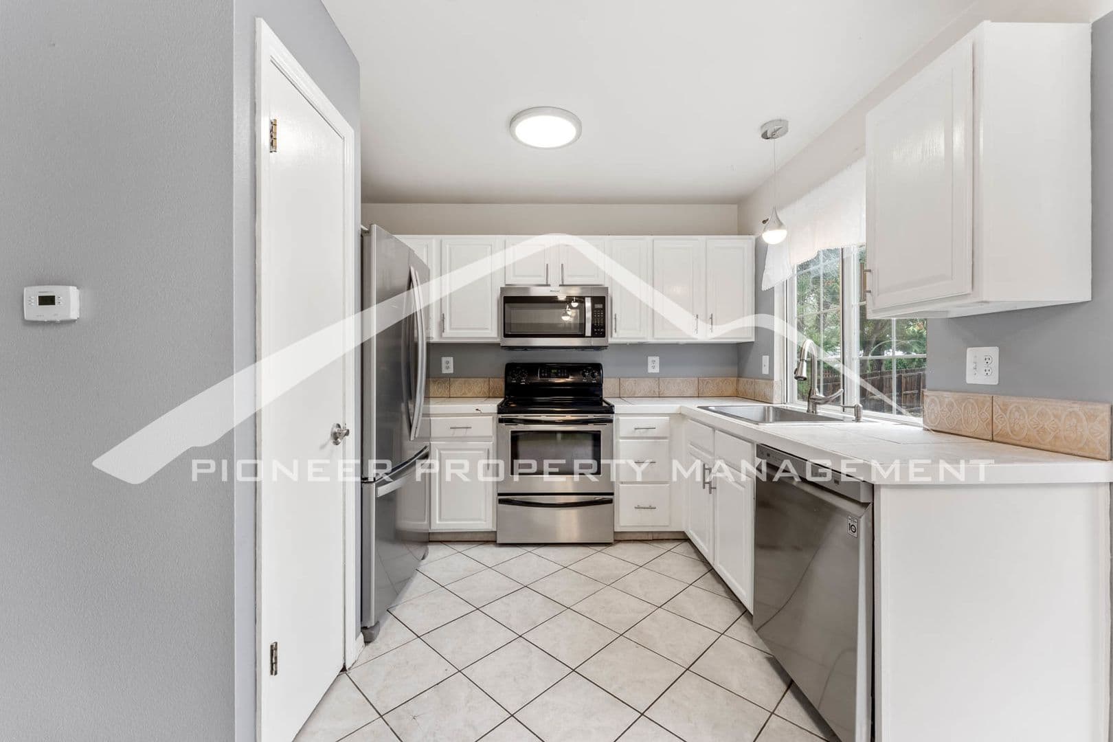 Arvada House: 8550 Van Gordon Ct.