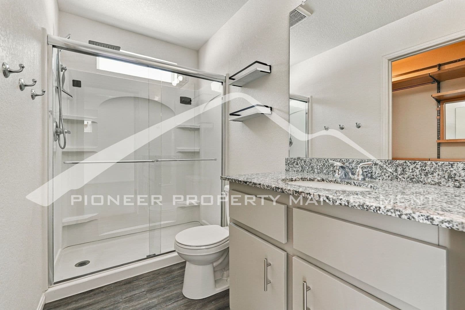 Denver House: 18254 E 51st Pl
