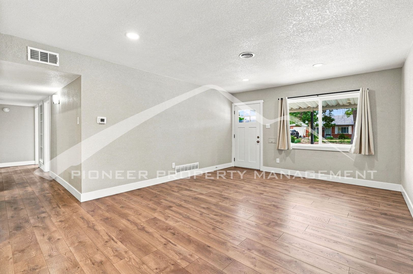 Aurora House: 1235 Scranton St