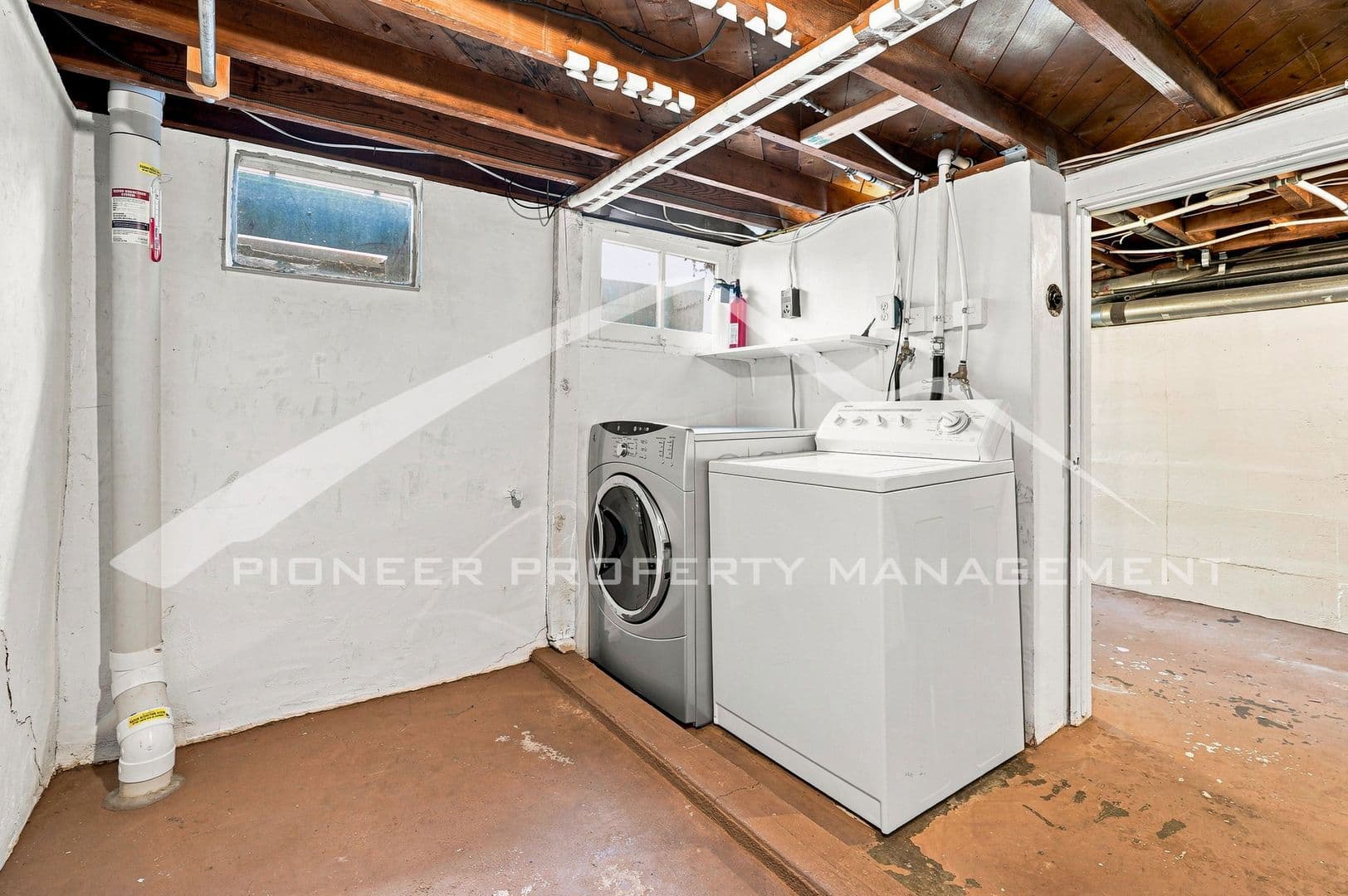 Denver House: 3166 W Walsh Pl