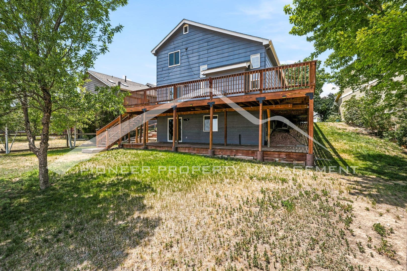 Erie House: 333 Sanders Circle