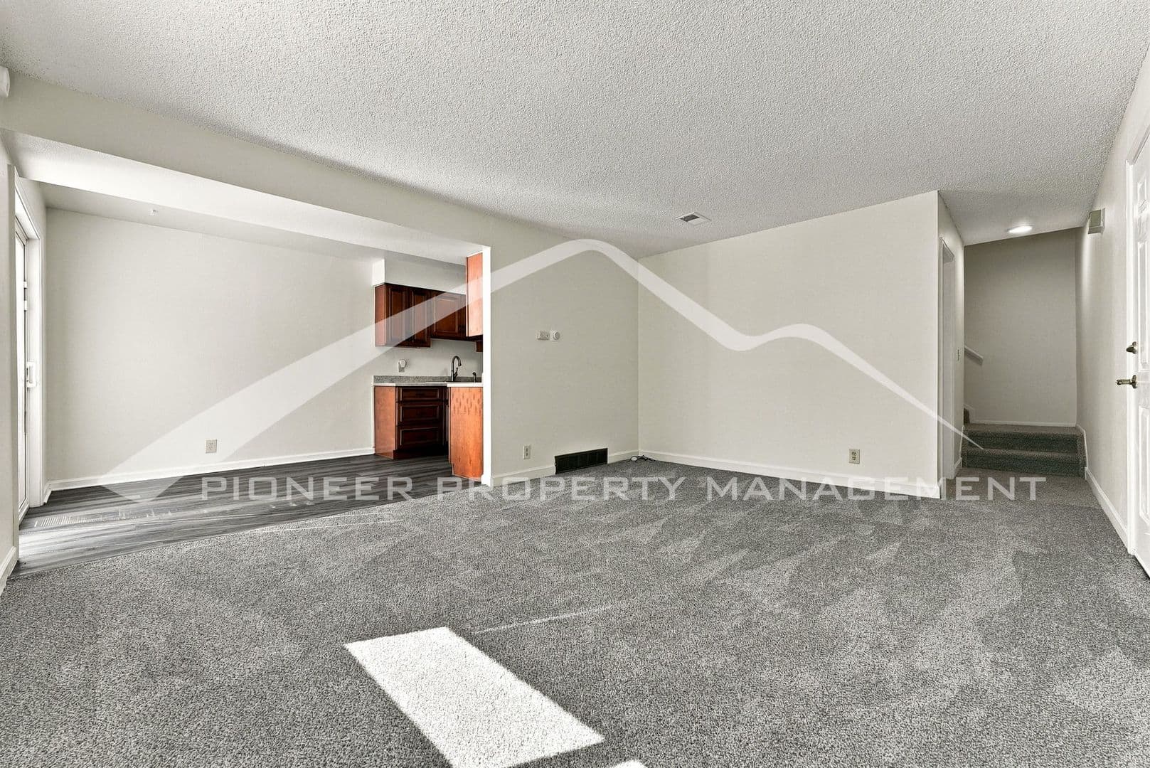 Thornton Townhome: 9864 Orangewood Dr.