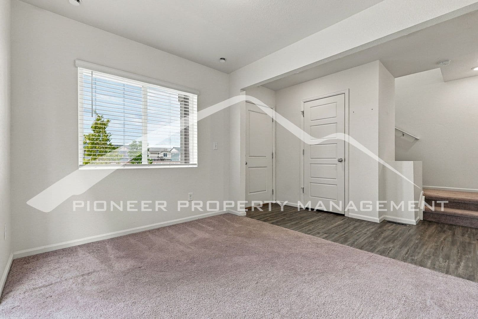 Denver House: 18254 E 51st Pl