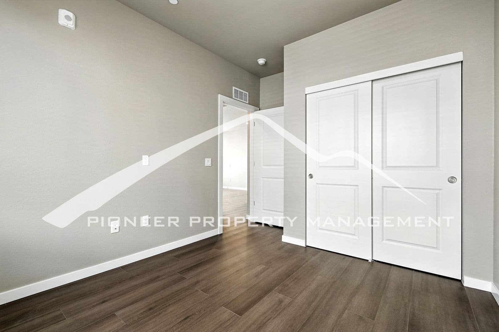Denver Condo: 6153 N Ceylon St #207-5