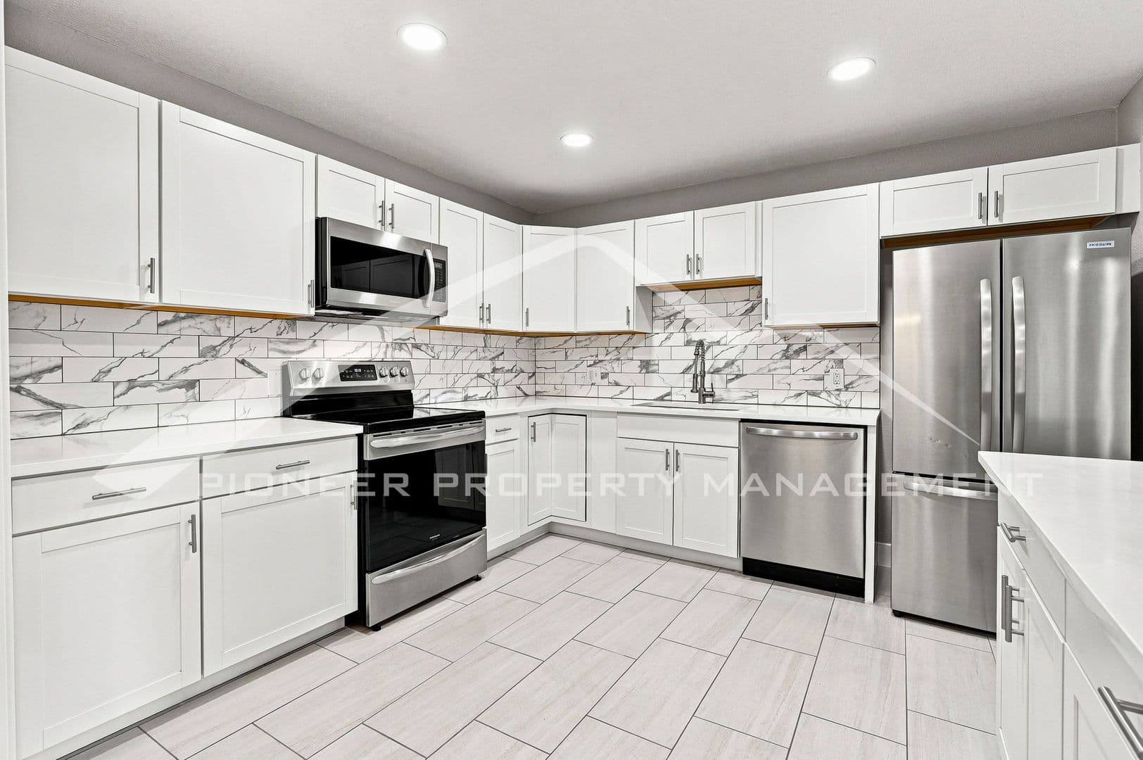 Aurora House: 1235 Scranton St