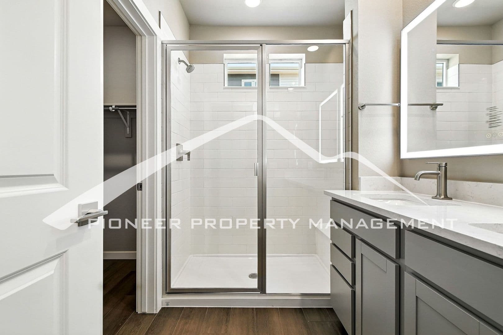 Denver Condo: 6153 N Ceylon St #207-5
