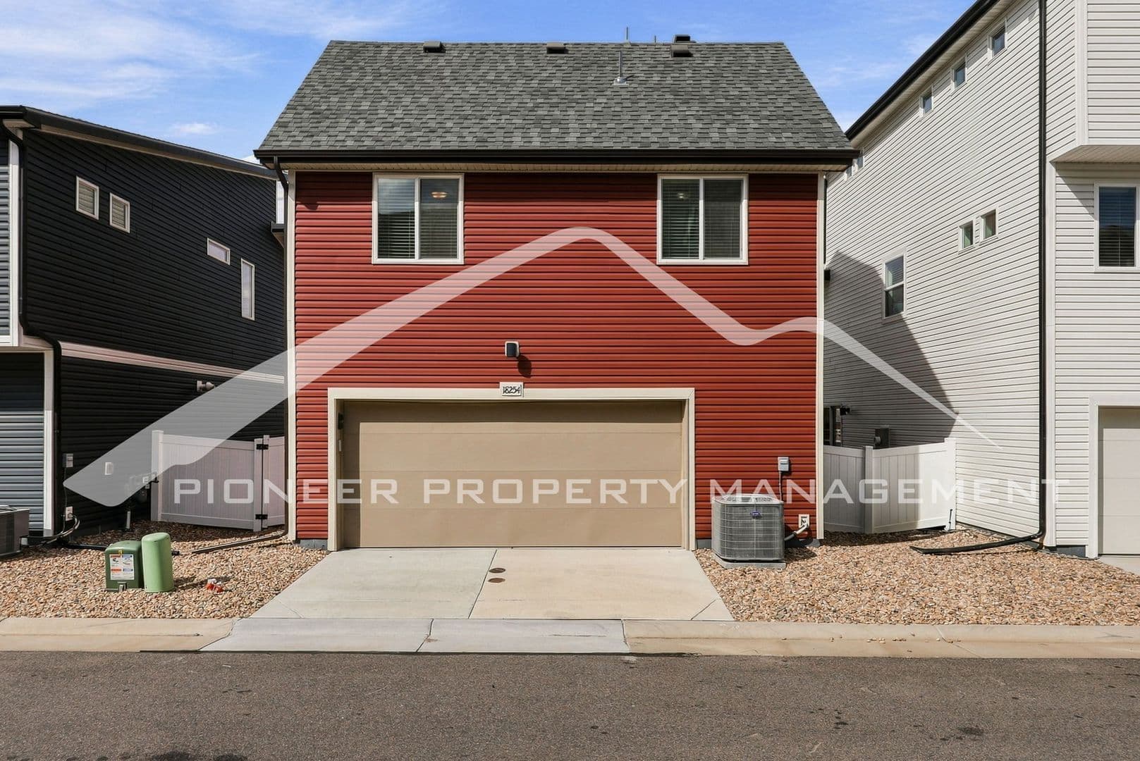 Denver House: 18254 E 51st Pl