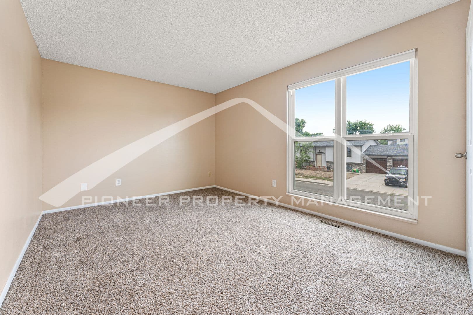 Westminster House: 5063 W 70th Pl