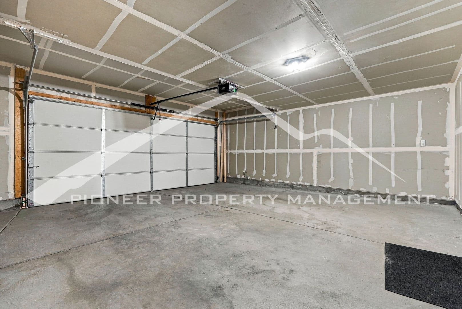 Denver House: 18254 E 51st Pl